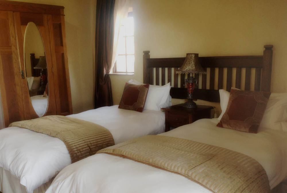 Fox & Squirrel Villa Dullstroom Exterior photo